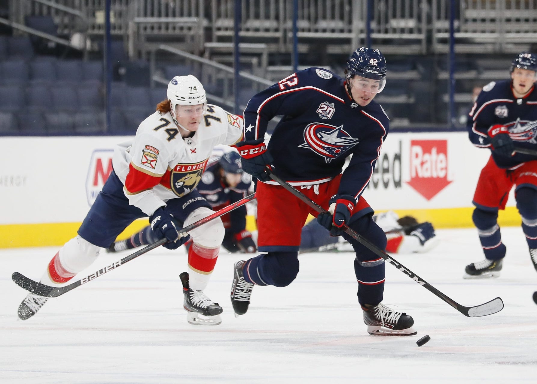 do hockey players put tobacco between their toes TIL: The CBA forbids from using in the presence of fans at arenas or team functions : r/hockey The Role of Nicotine Pouches